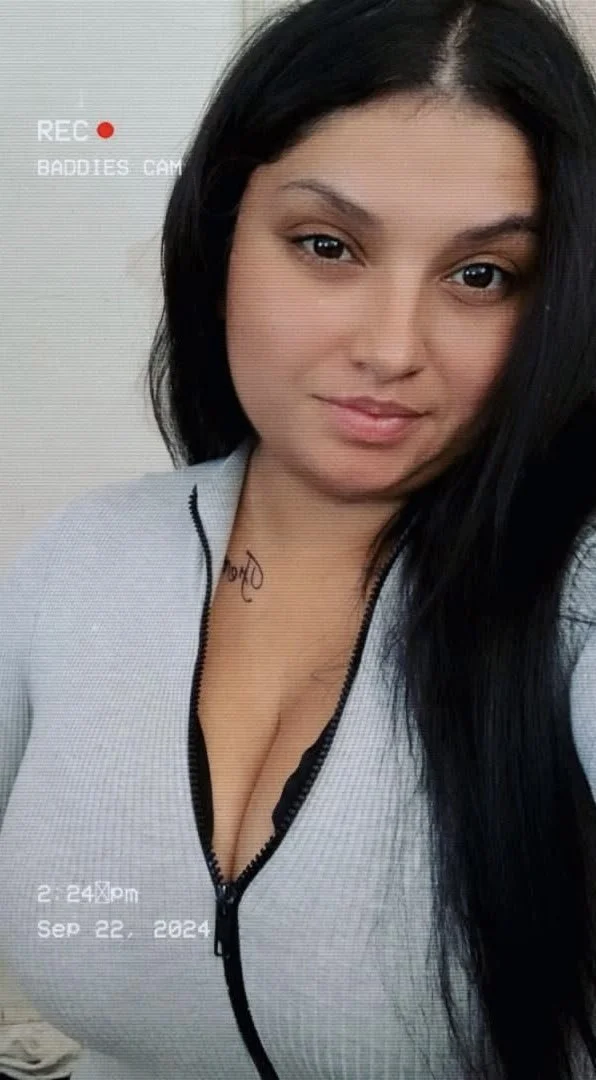 Latina ex she got some titties and ass main image
