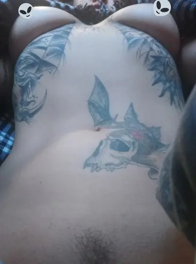 Chilean tattooed babe cover image