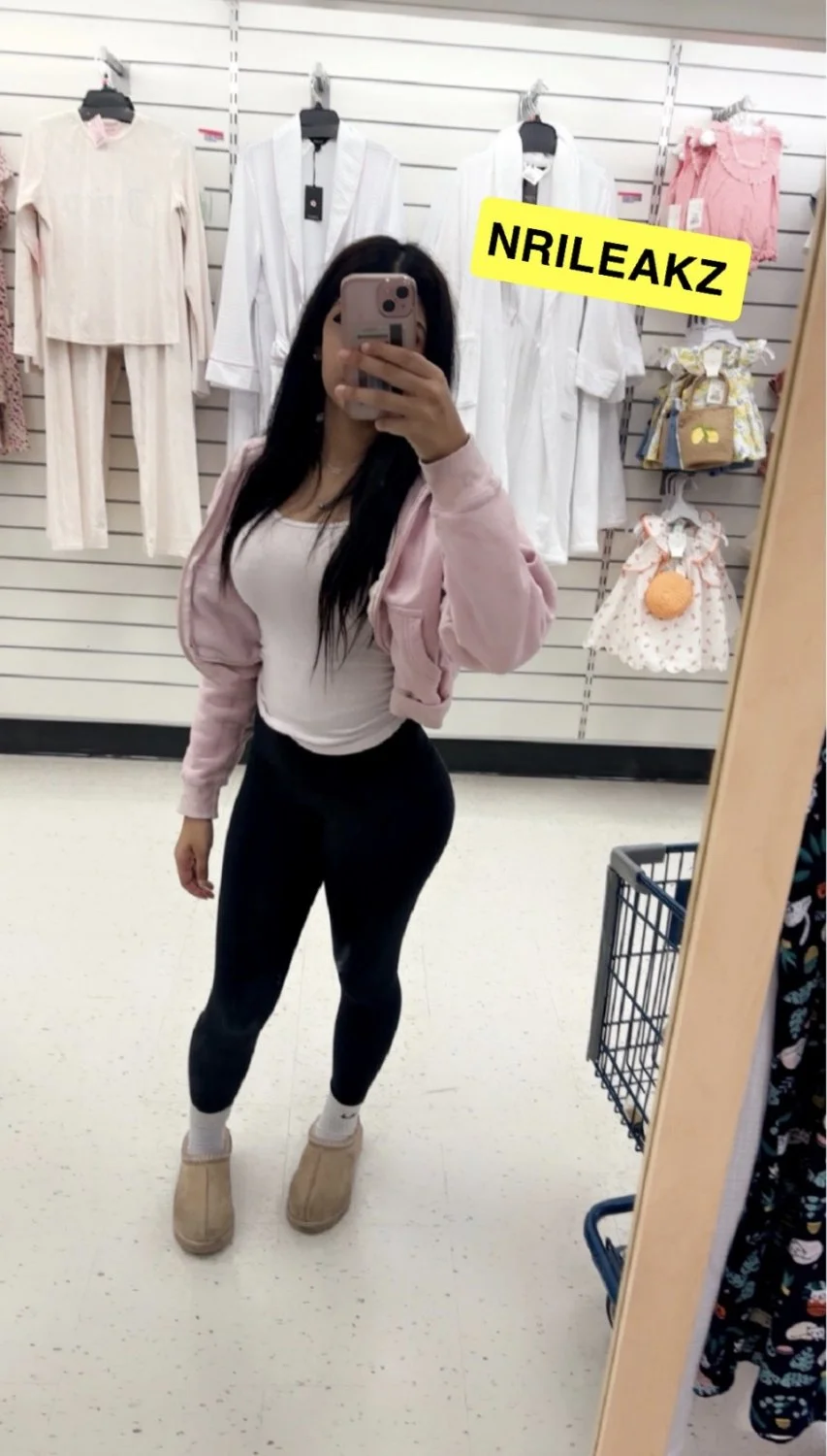 Sexy Indian NRI tits leaked😍🤤😍 image 15