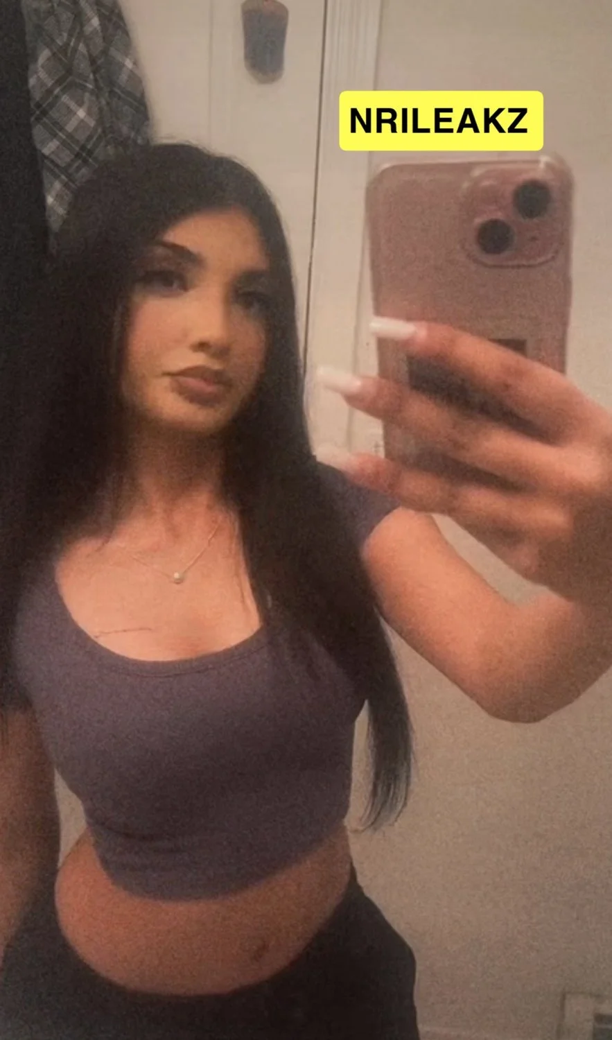 Sexy Indian NRI tits leaked😍🤤😍 image 4