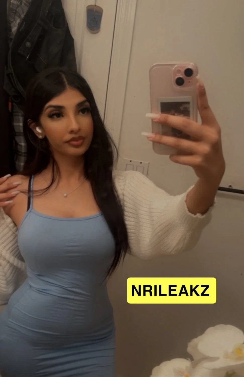 Sexy Indian NRI tits leaked😍🤤😍 image 7