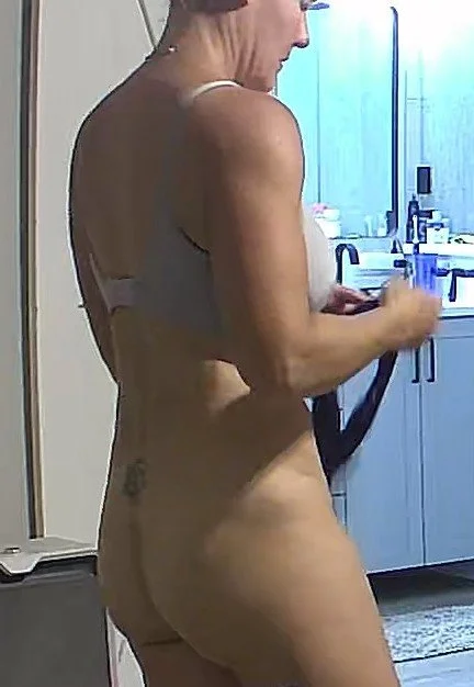 Secret cam fit sexy wife, MILF, great tits image 35