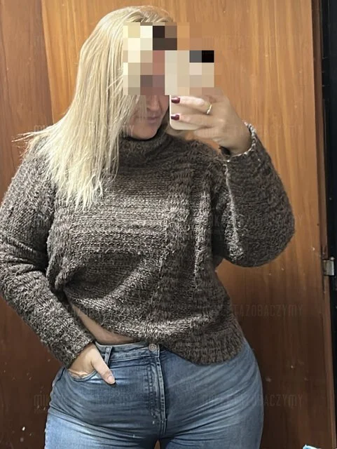 Wife with an incredibly big and sexy ass 😵‍💫😍💋 image 11
