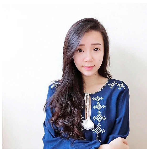 Asian Teen Bella Mariabella image 3