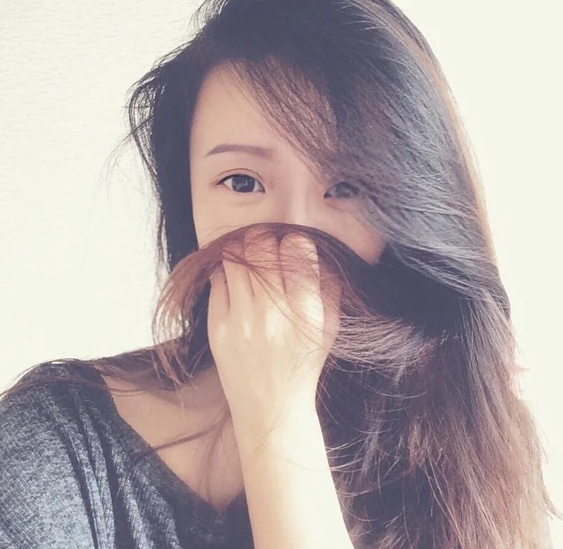 Asian Teen Bella Mariabella image 4