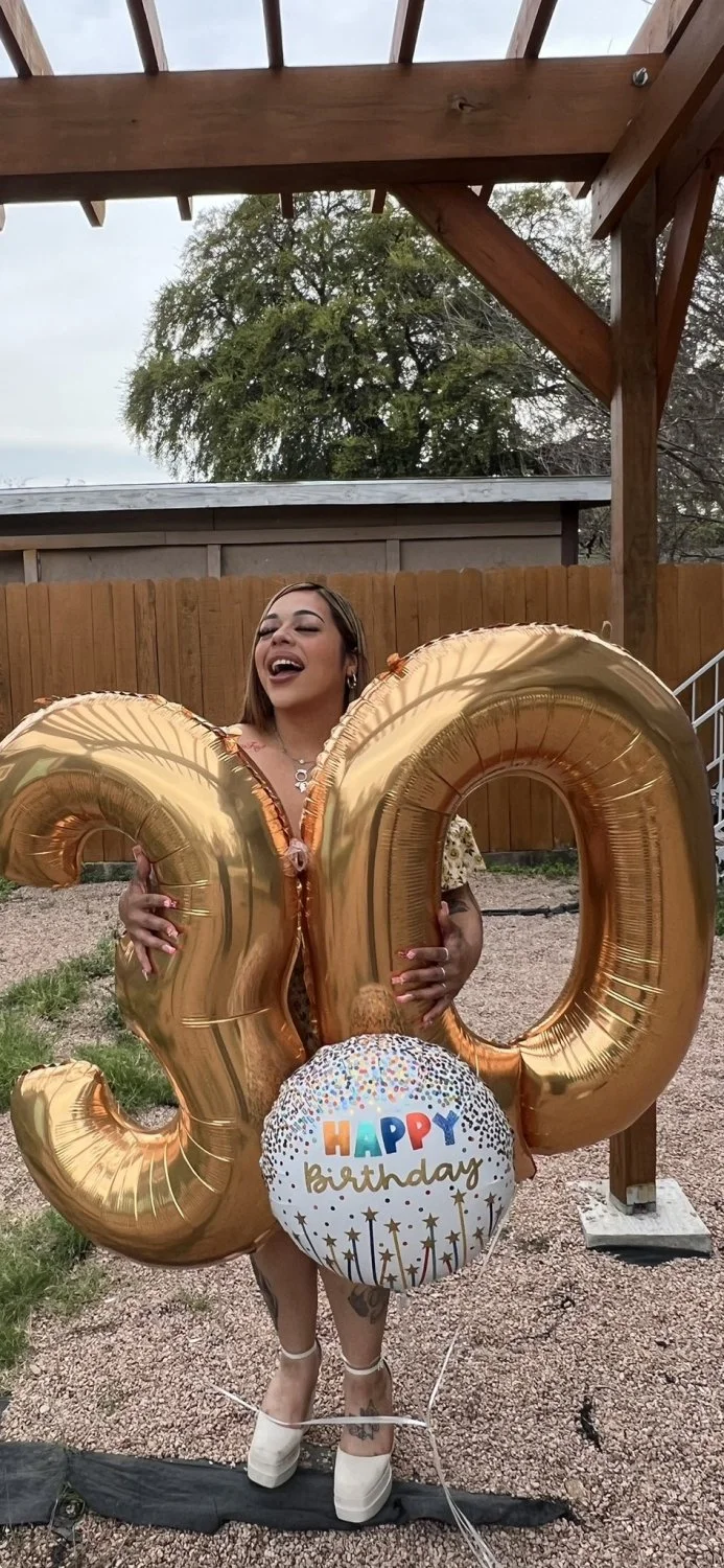 Thick Texas single mother image 8