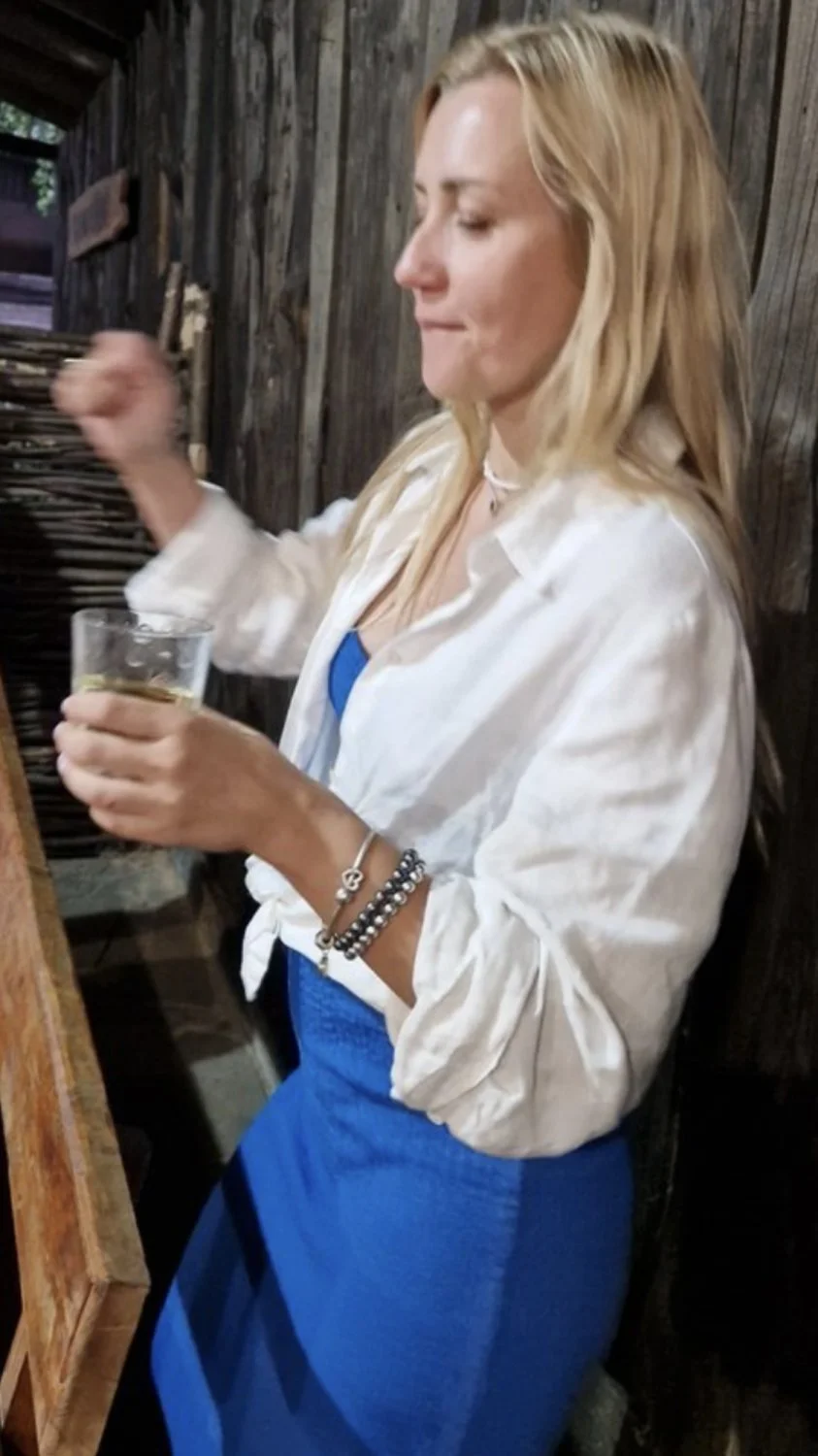 From Bar to Car. Whore gets her cunt filled in the parking lot. Love the dried jizz on her asshole🔥 image 16