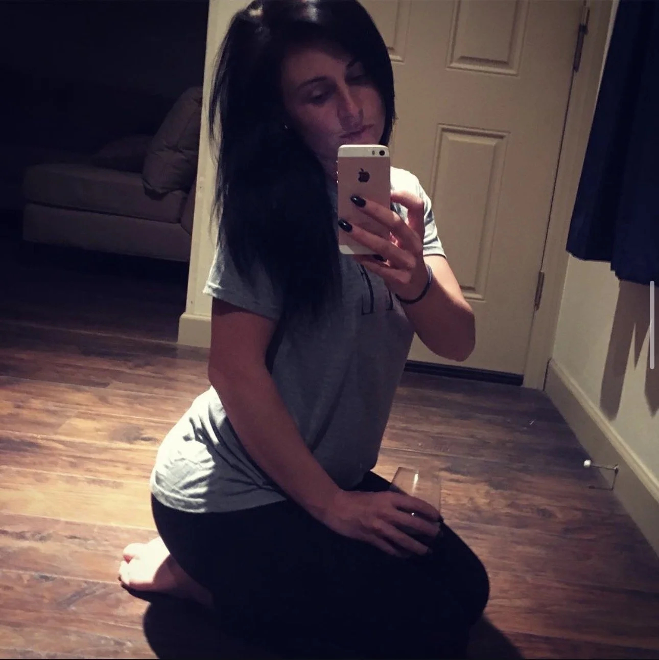 Sluts husband doesn’t know she Snapchats nudes to anyone including his froends image 26