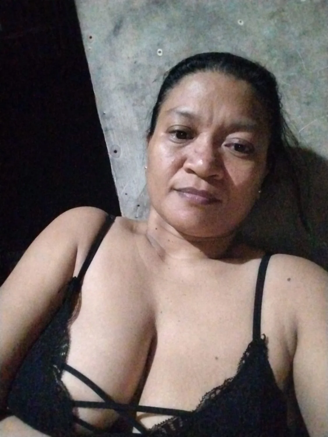 Philippina got big boops 🤤🤤and hairy Pussy 🙈 image 2