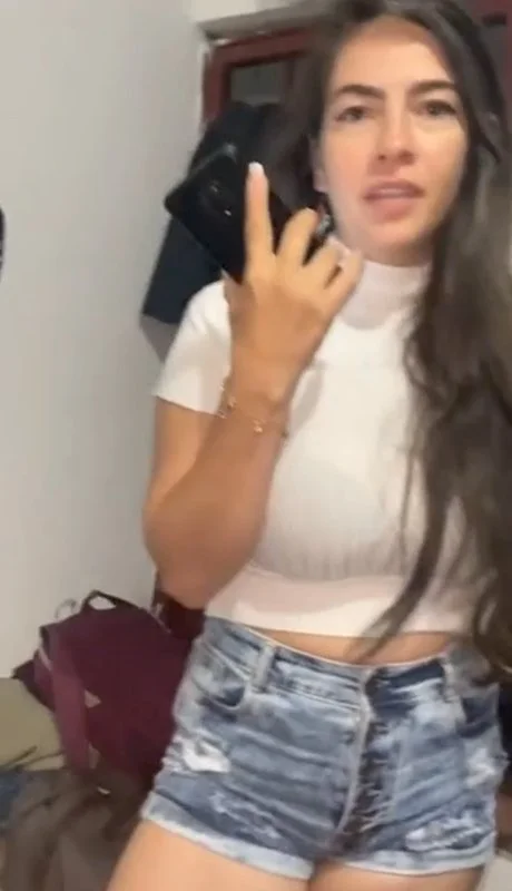 Novia trolita Argentina culona hermosa tetona cojiendo con su amigo por el culo anal image 6