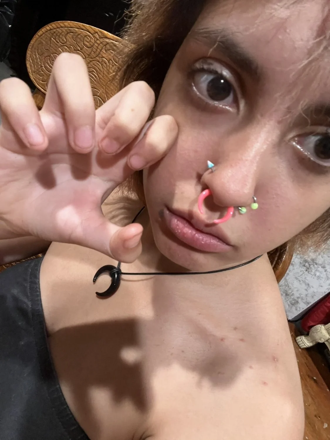 Emo slut gets freaky image 3