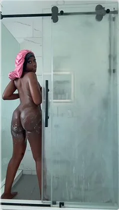 darkskin ebony shaking fat ass image 2