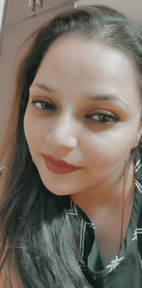 Hot aunty.Riding cock New viral. main image