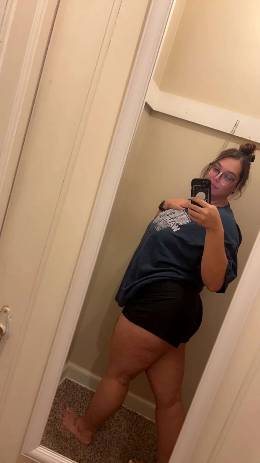 Leaked slut image 3