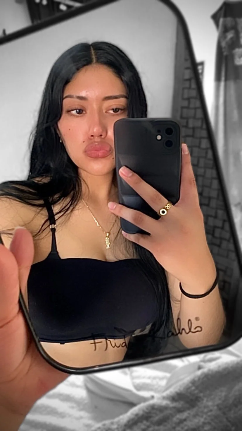 Cant stop gooning to my hot Mexican cousin main image