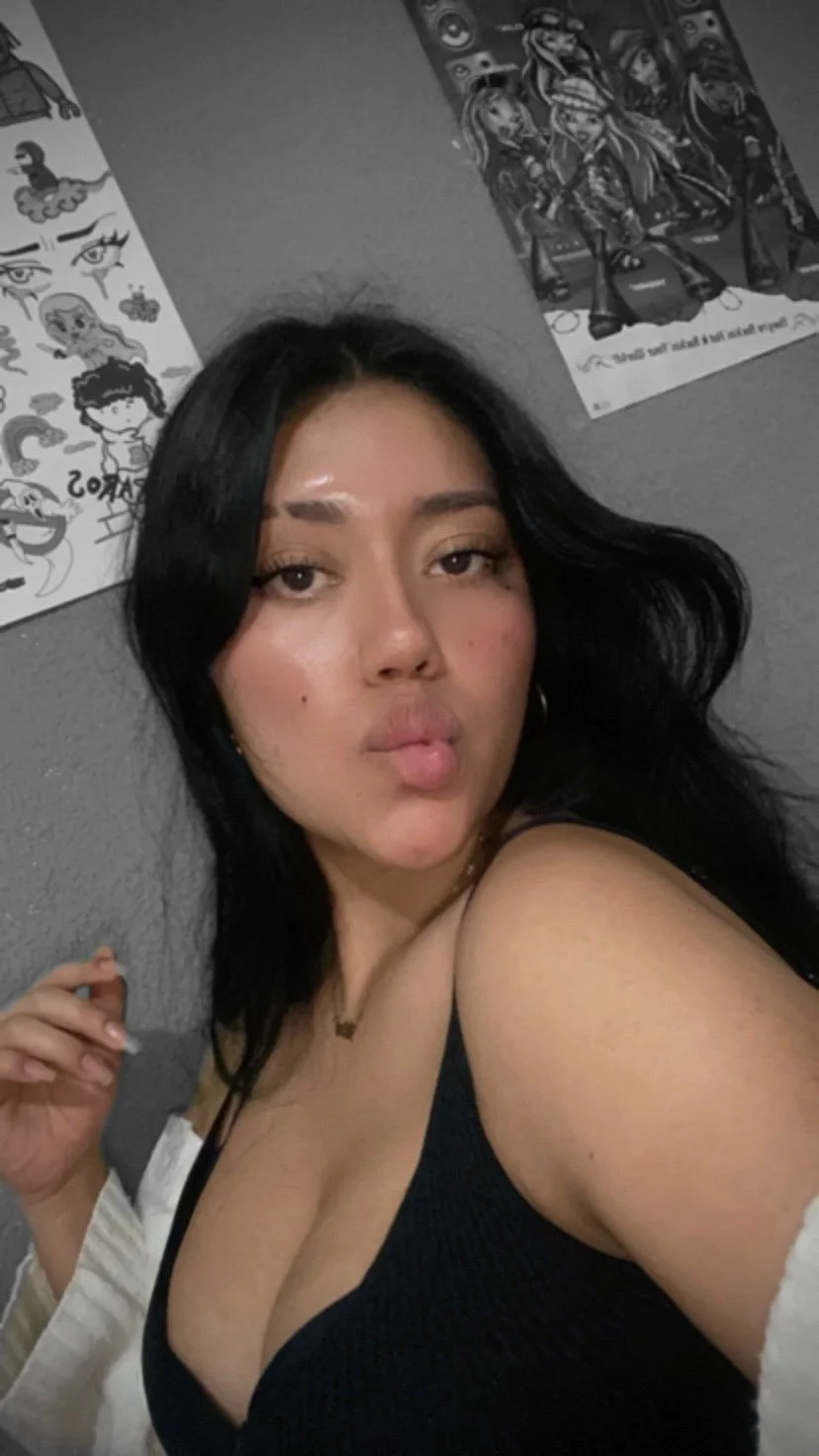 Cant stop gooning to my hot Mexican cousin image 3