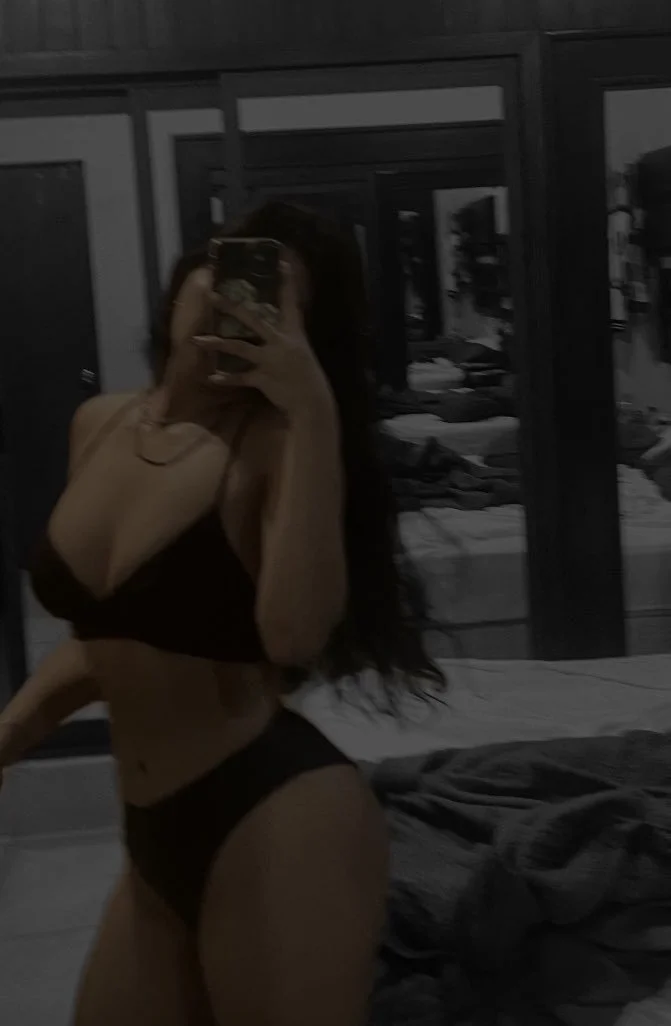 Cant stop gooning to my hot Mexican cousin image 4