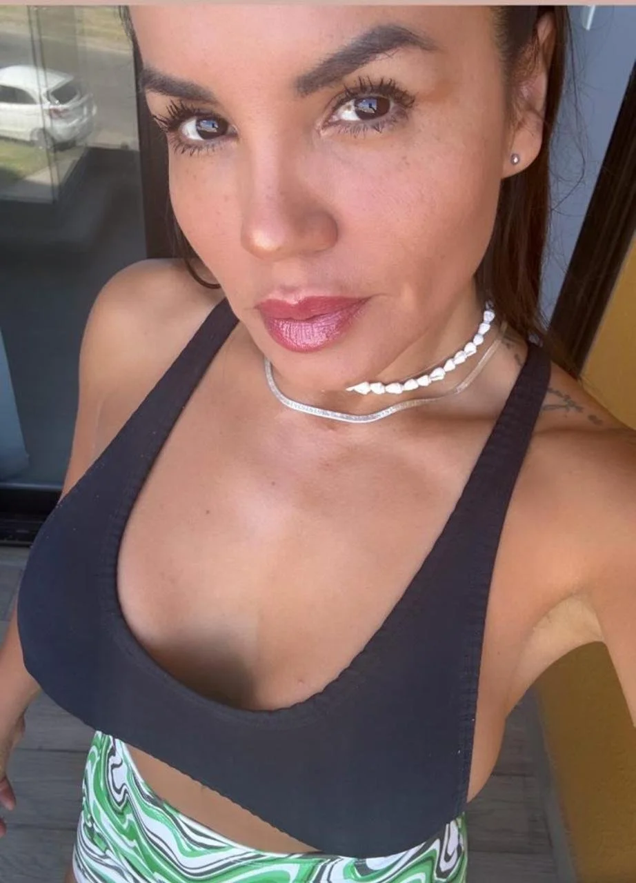 #milf hot fit image 4