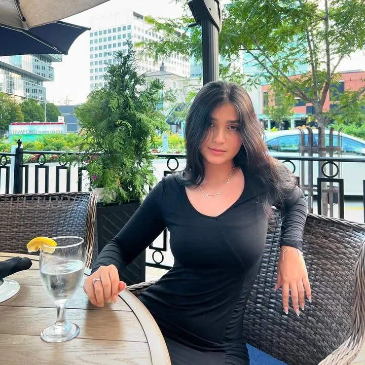 Melissa image 16