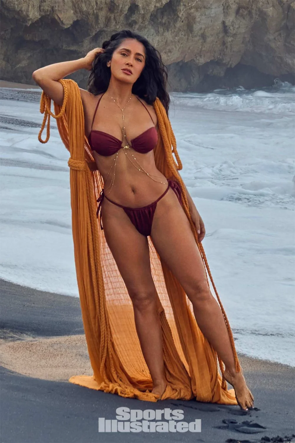 Salma Hayek pinault image 5
