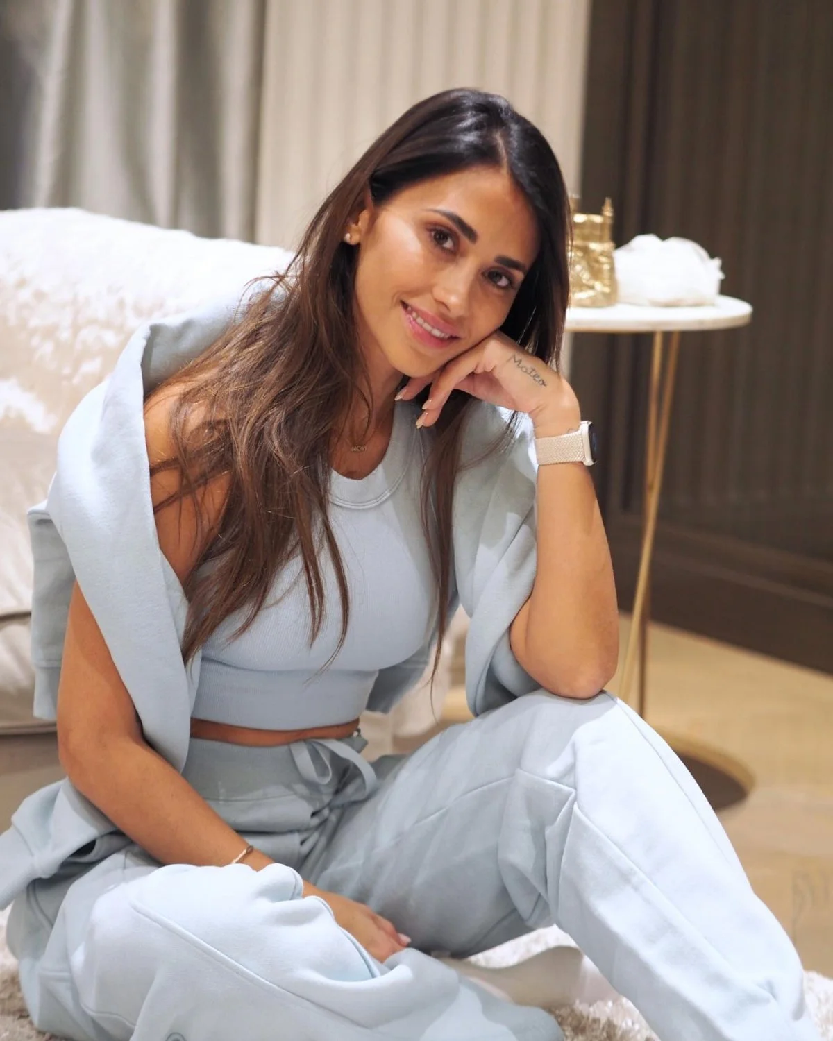 Antonella Roccuzzo image 24