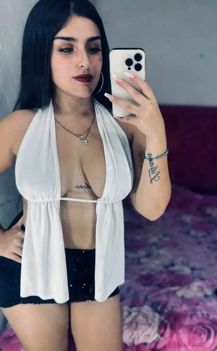Angeles Cano. Hermosa 😘. Con ricas Tetas 😋 y Culo 🥵 main image