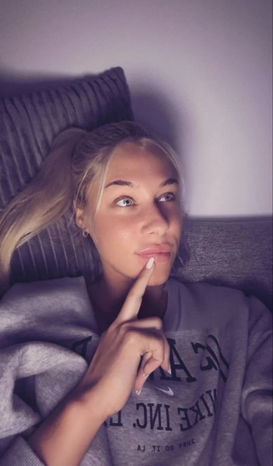 Sexy fit blonde leaked image 6