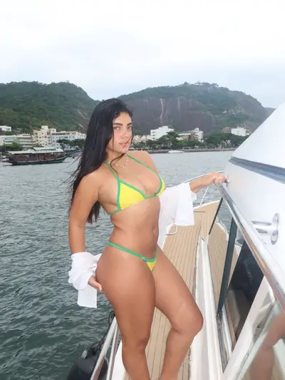 Perfeita essa gatinha da sawys__ 💖💖💖 cover image