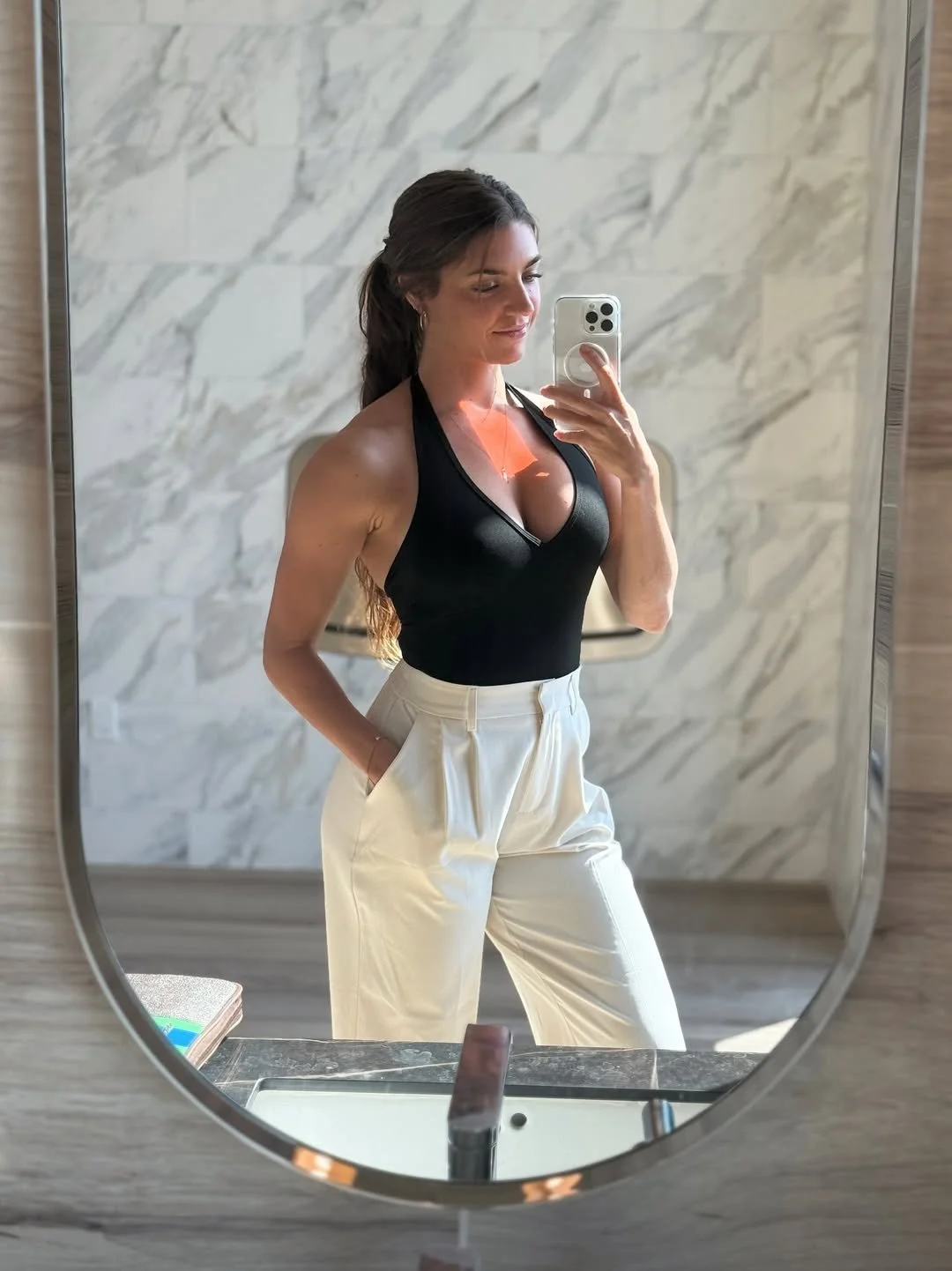 Disclosure #776: Pure fitness image 7