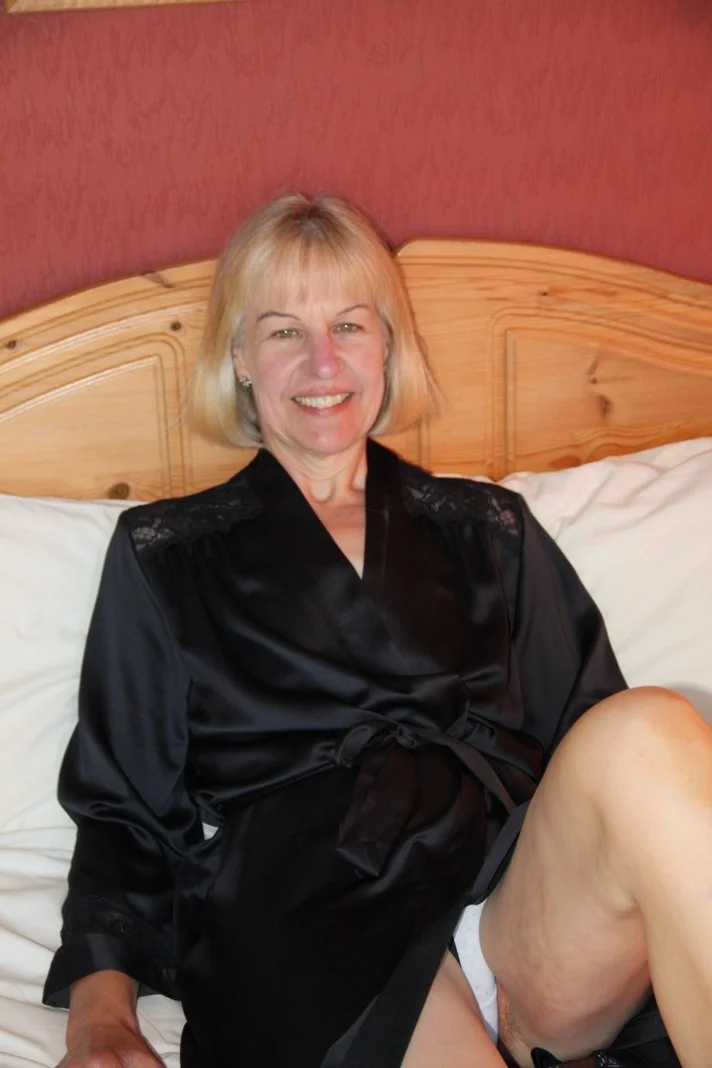 Caroline UK Hot Milf pt4 image 31