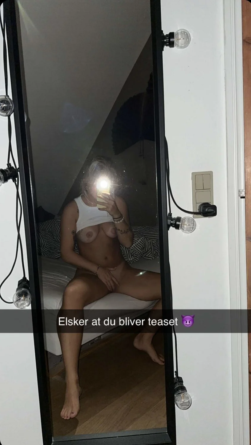 SLUT SANDY image 17