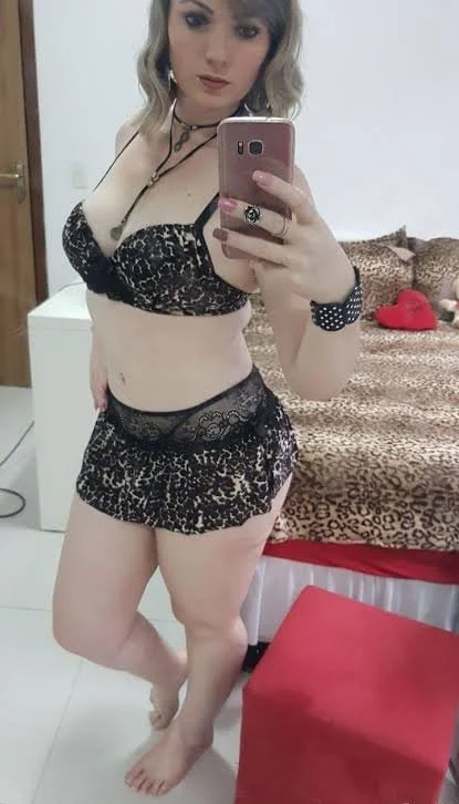 Coroa loira milf em Live top, se exibindo, nome (((Doc3****ho7))) image 3