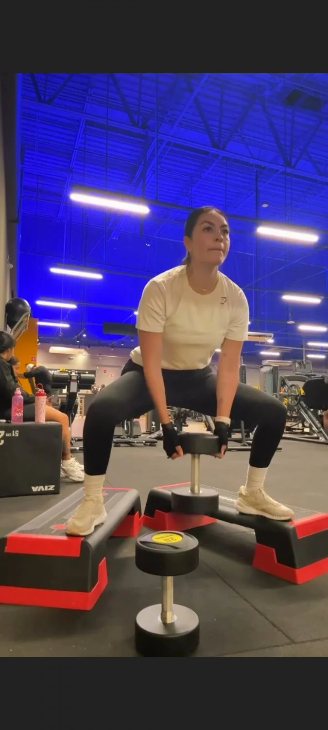 Girl puta del gym sexy y hermosa image 11