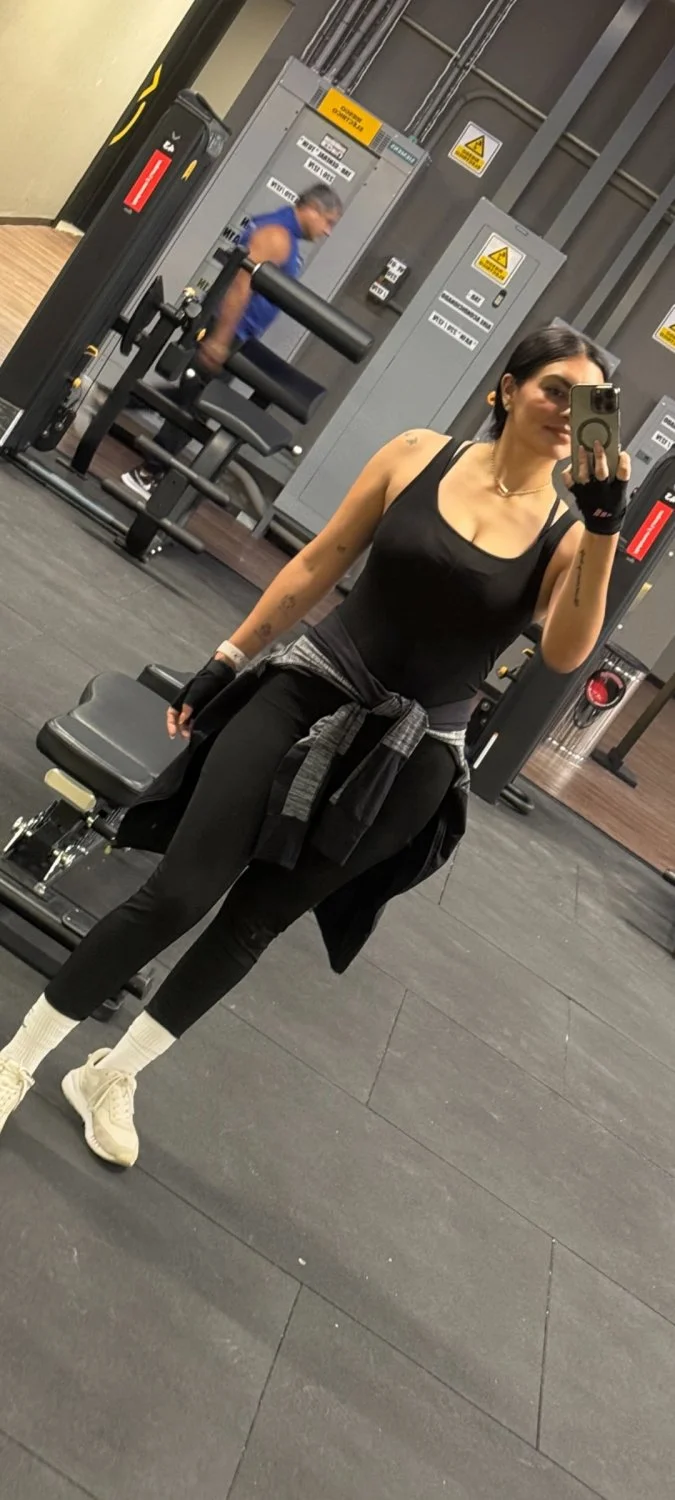 Girl puta del gym sexy y hermosa image 18