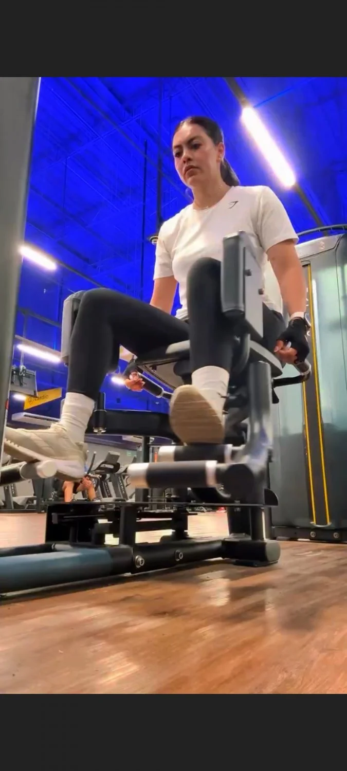 Girl puta del gym sexy y hermosa image 7