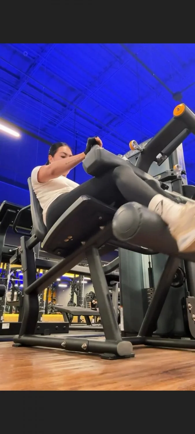 Girl puta del gym sexy y hermosa image 9