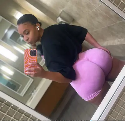 Gym ass🤤 cover image