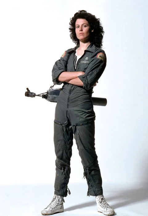 Who love sigourney weaver dm me image 6