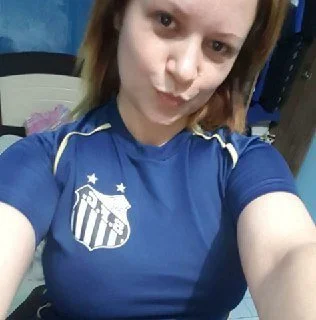 Loira safada foi vazada na suruba enquanto corno filmava tudo main image