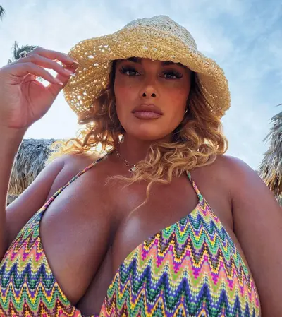 Joy Taylor ⛱️ cover image