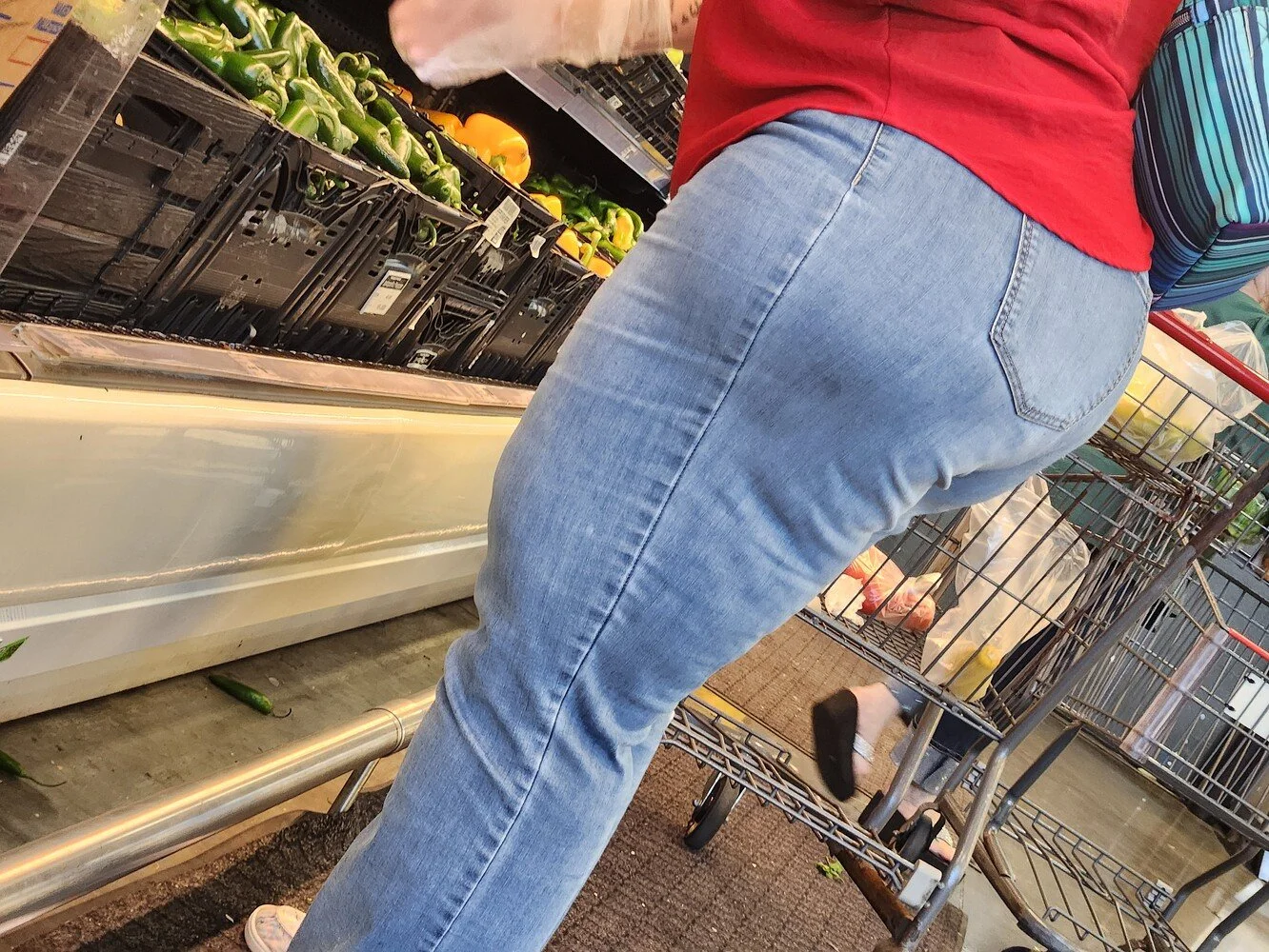big booty spanish milf image 13