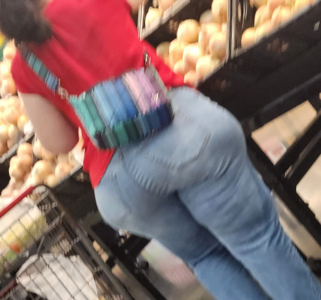 big booty spanish milf image 3