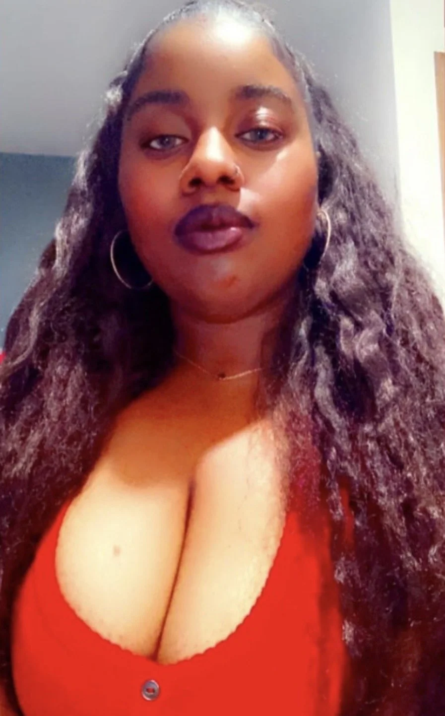 Pretty big bitch 😍 main image