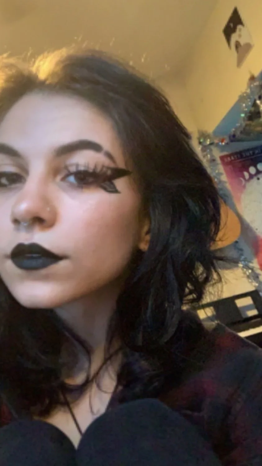 goth girl image 17
