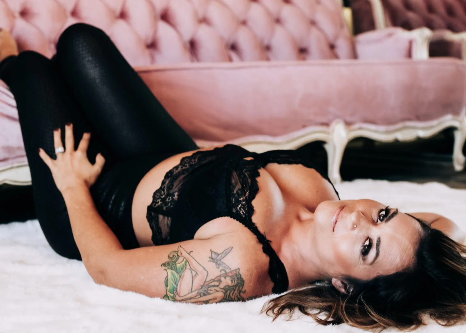 Spanish MILF Boudoir image 3