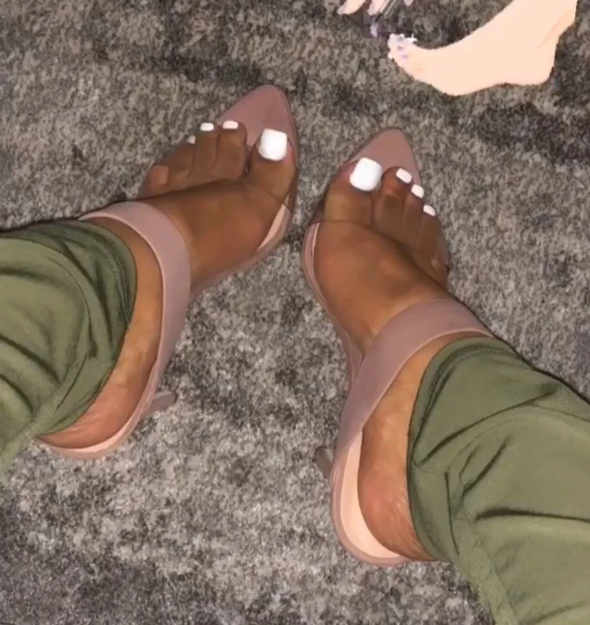 Sexy feet Mandi image 6