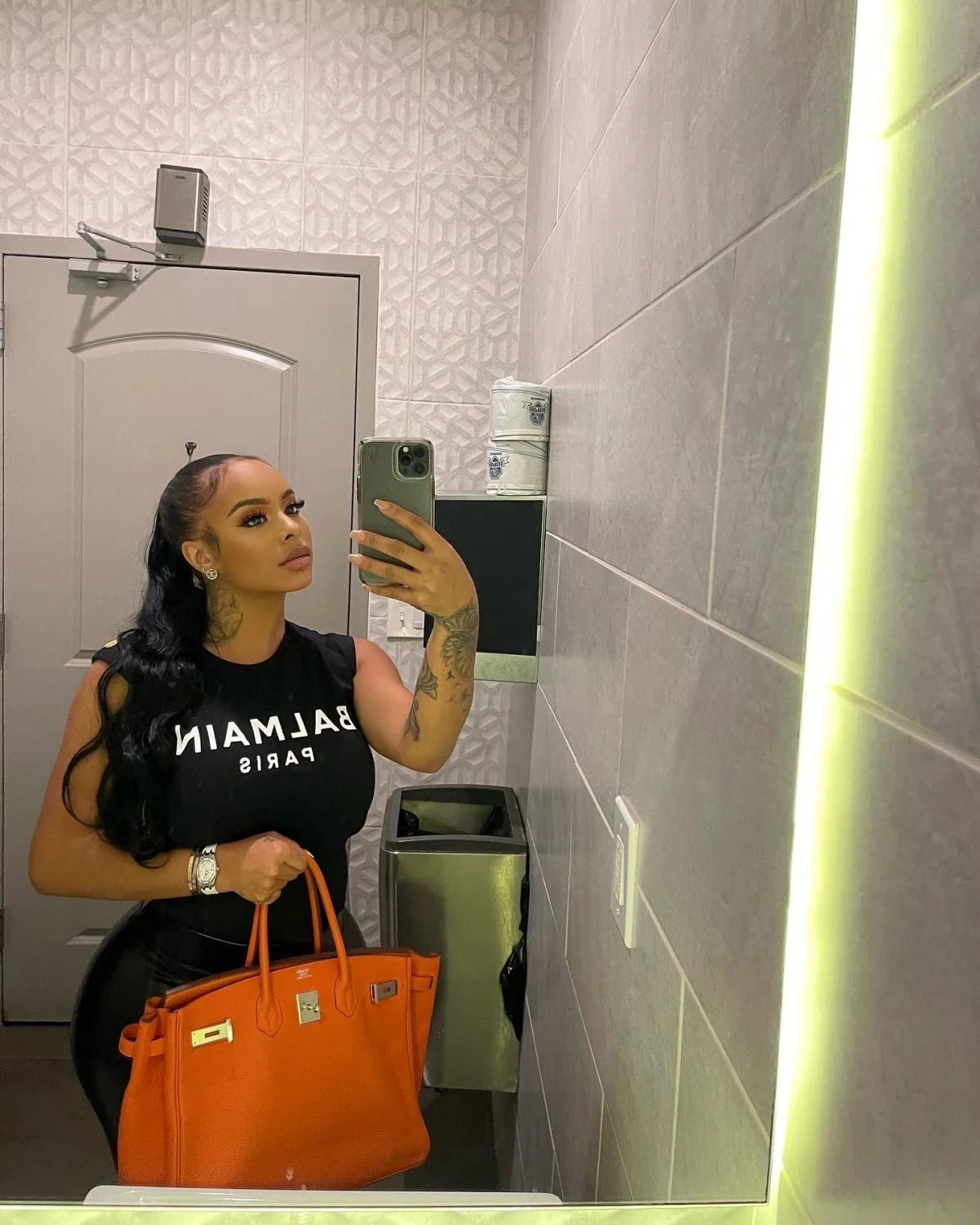Alexis Skyy image 21