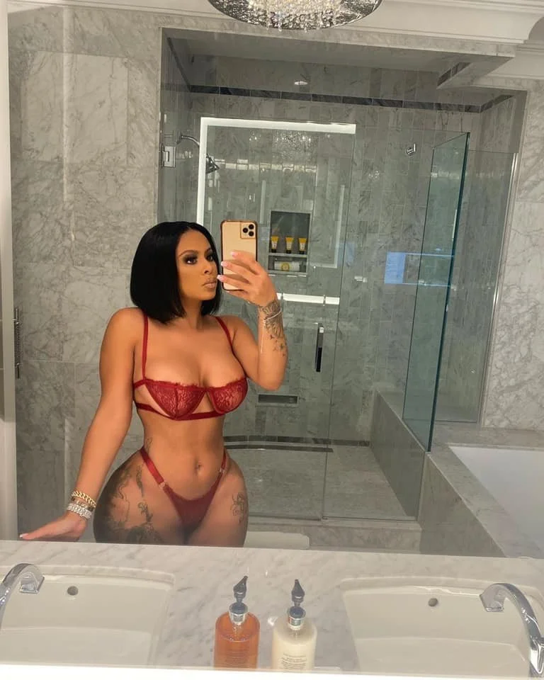 Alexis Skyy image 29