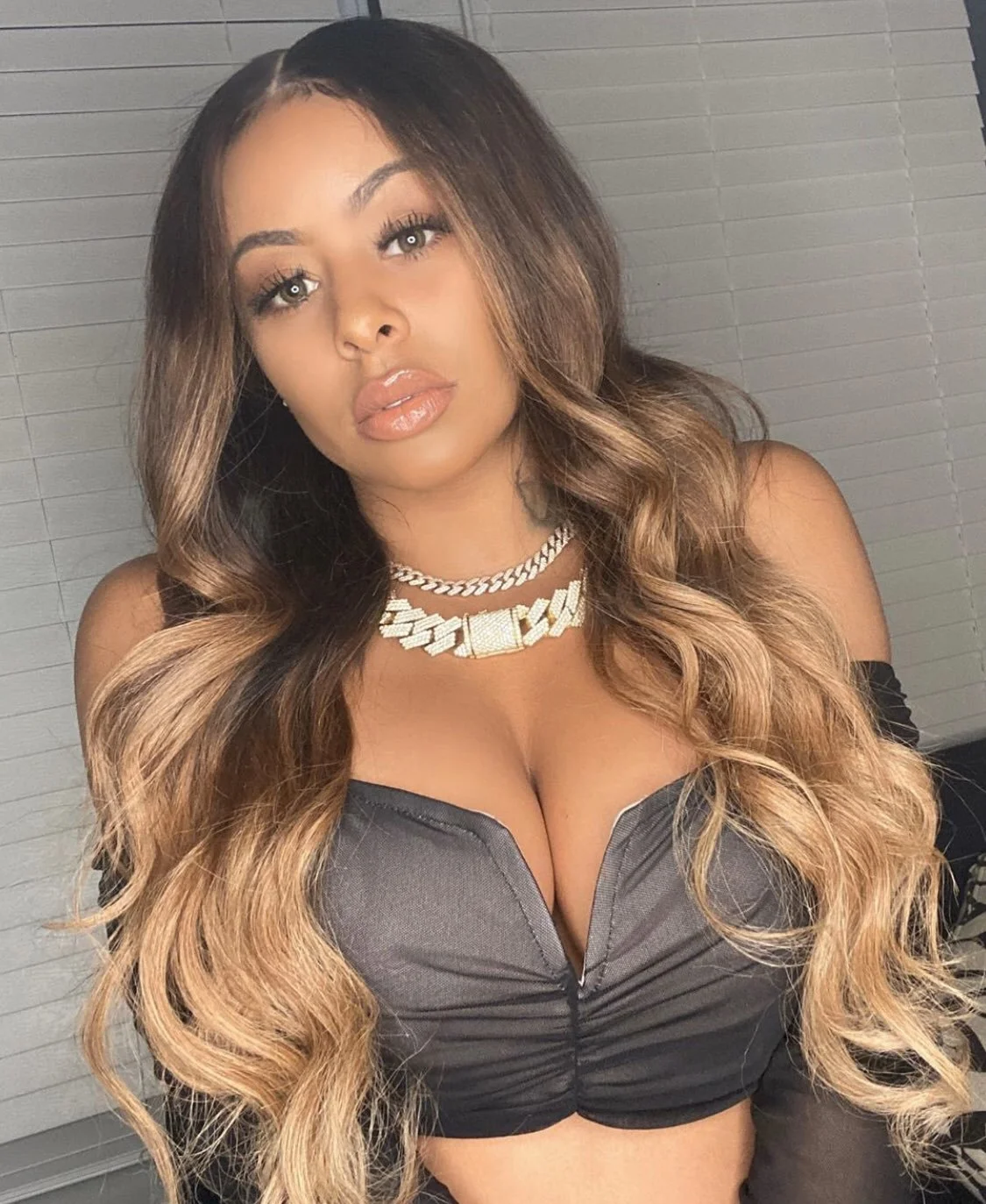 Alexis Skyy image 6