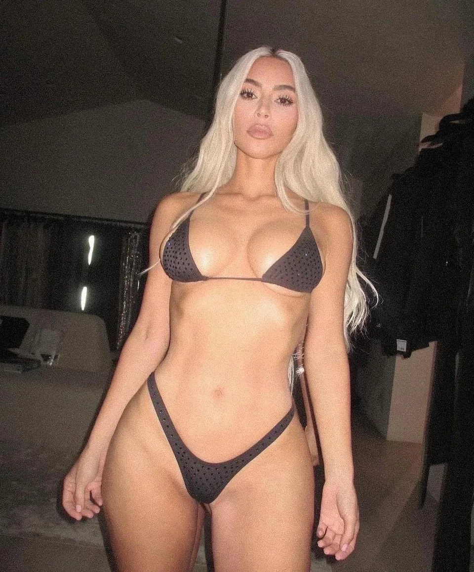 Kim K image 24